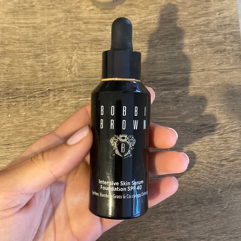 Bobbi brown foundation